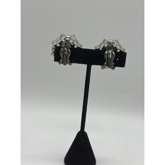 Vintage Clear Rhinestone Silver Tone Clip On Earrings - Picture 3 of 5